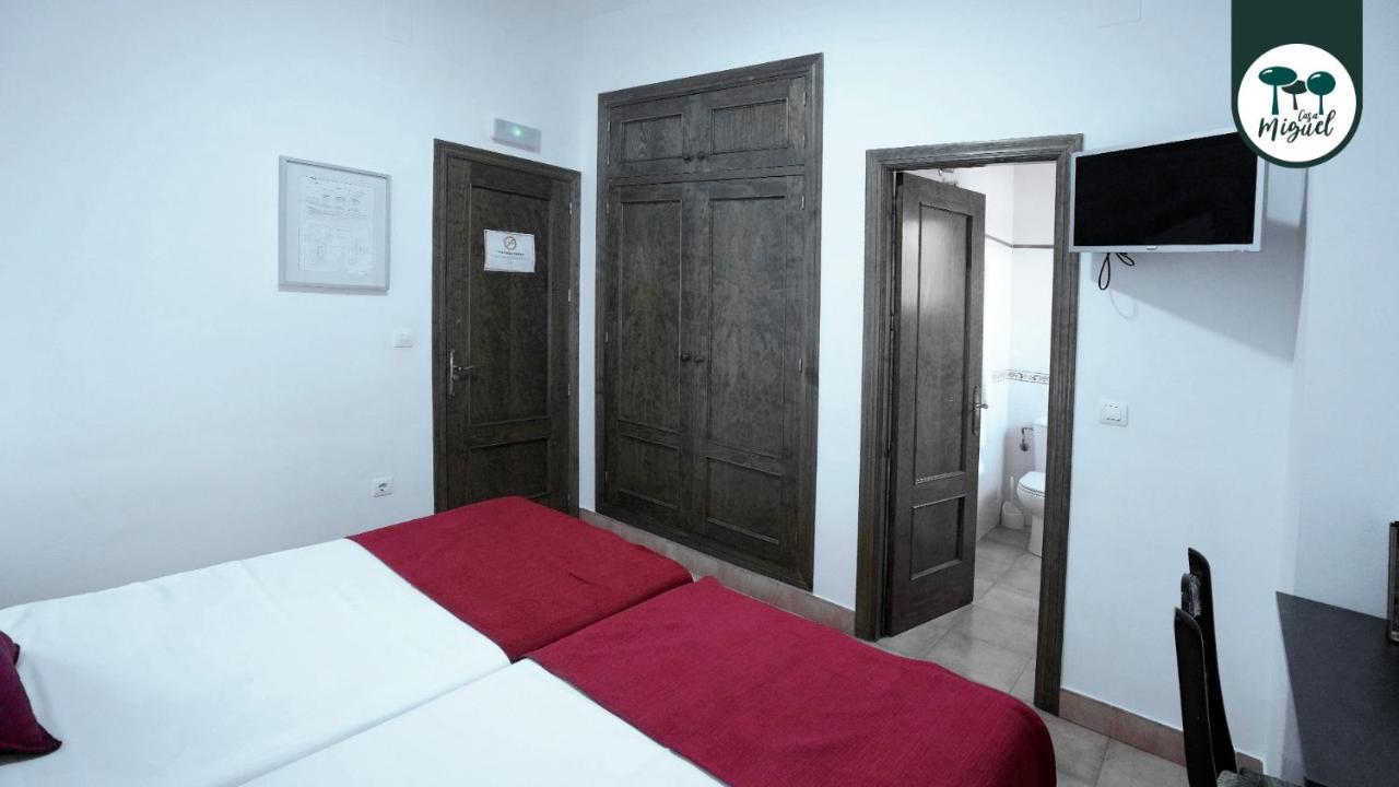Hostal Rte. Casa Miguel Маталасканьас Экстерьер фото