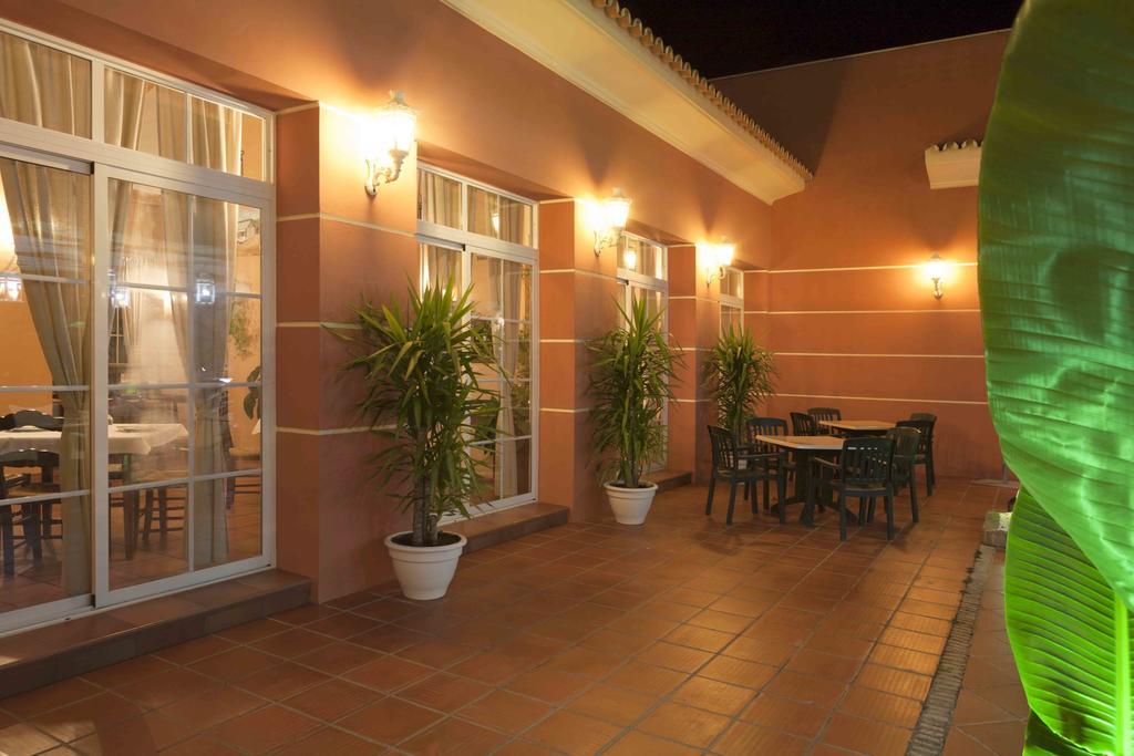 Hostal Rte. Casa Miguel Маталасканьас Экстерьер фото